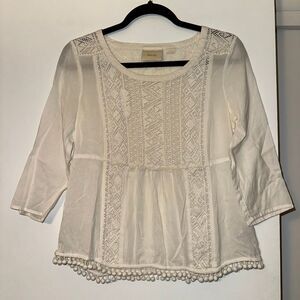 Anthropologie Maeve Size 4 Cream Beaded Crochet Lace Pom Pom 3/4 Sleeve EUC